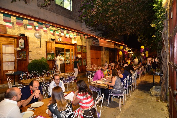 Edde Yard on Saturday Night